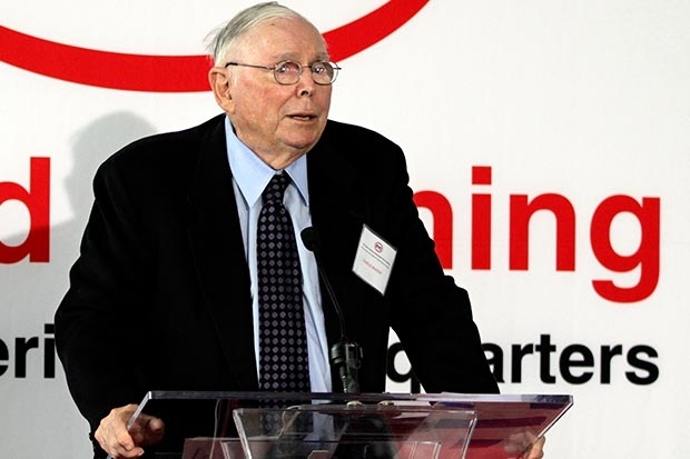 Zwölf Tipps von Charlie Munger, die Investoren beherzigen ...